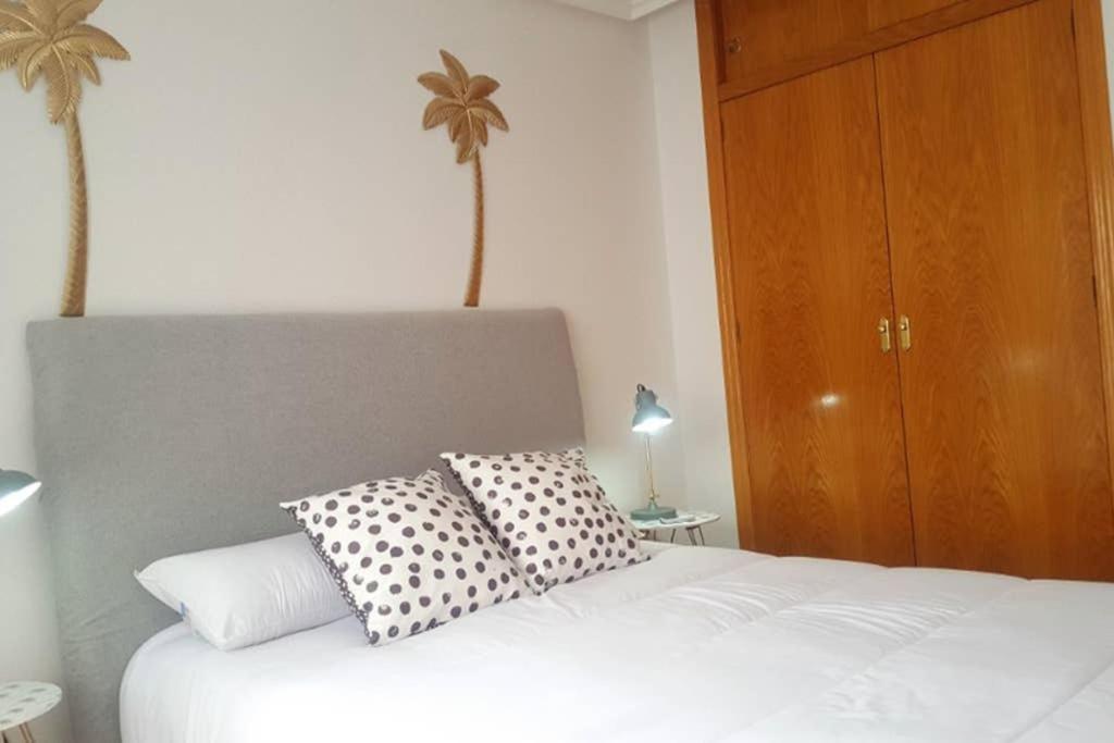 דירות אליקאנטה Encantador Apartamento En El Centro מראה חיצוני תמונה